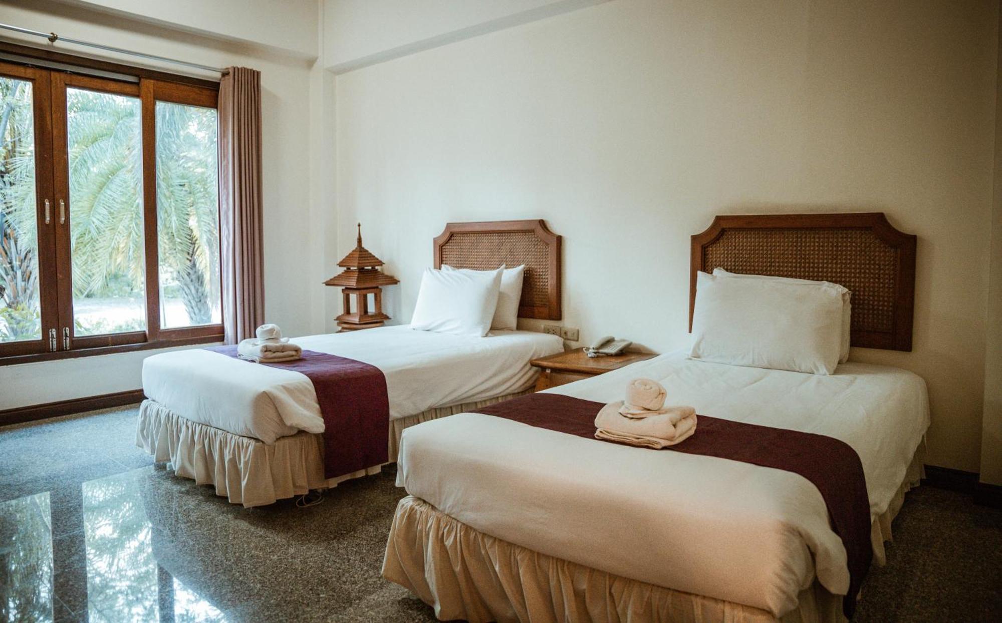 Tak Andaman Resort&Hotel Bagian luar foto
