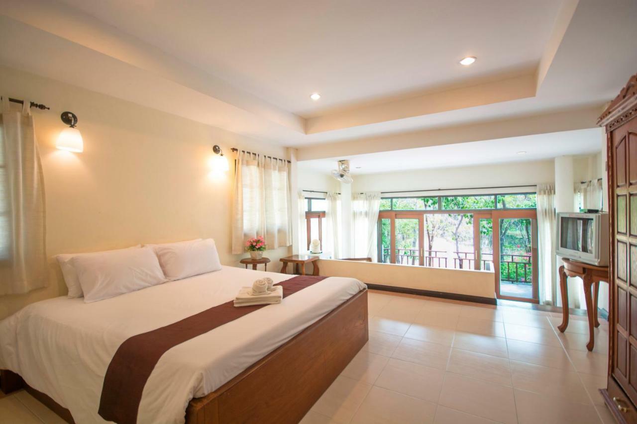 Tak Andaman Resort&Hotel Bagian luar foto